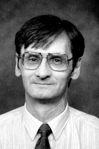Me, cicra 2000